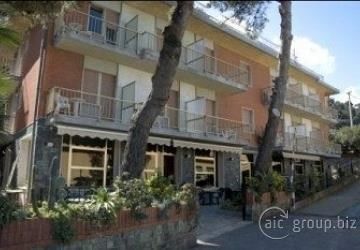 Hotel Ambassador Laigueglia Eksteriør bilde